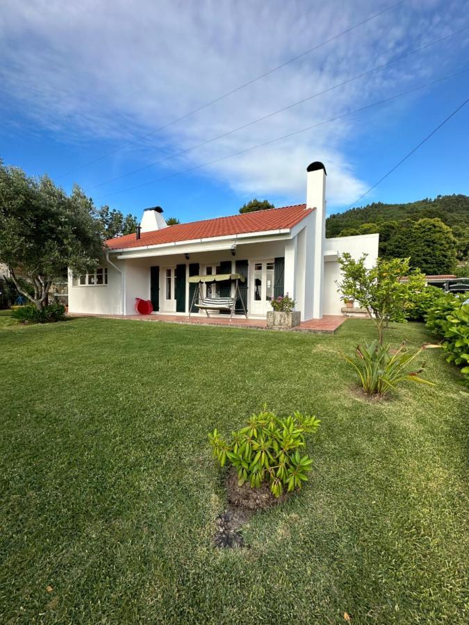 Cozy Villa Cristelo - Family & Friends Bagian luar foto